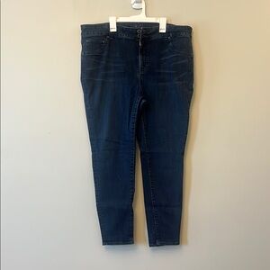 Lucky Brand Blue Ankle Cropped Jeans